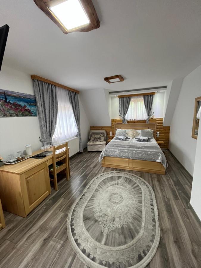 Rustic Inn River Prijeboj Dış mekan fotoğraf